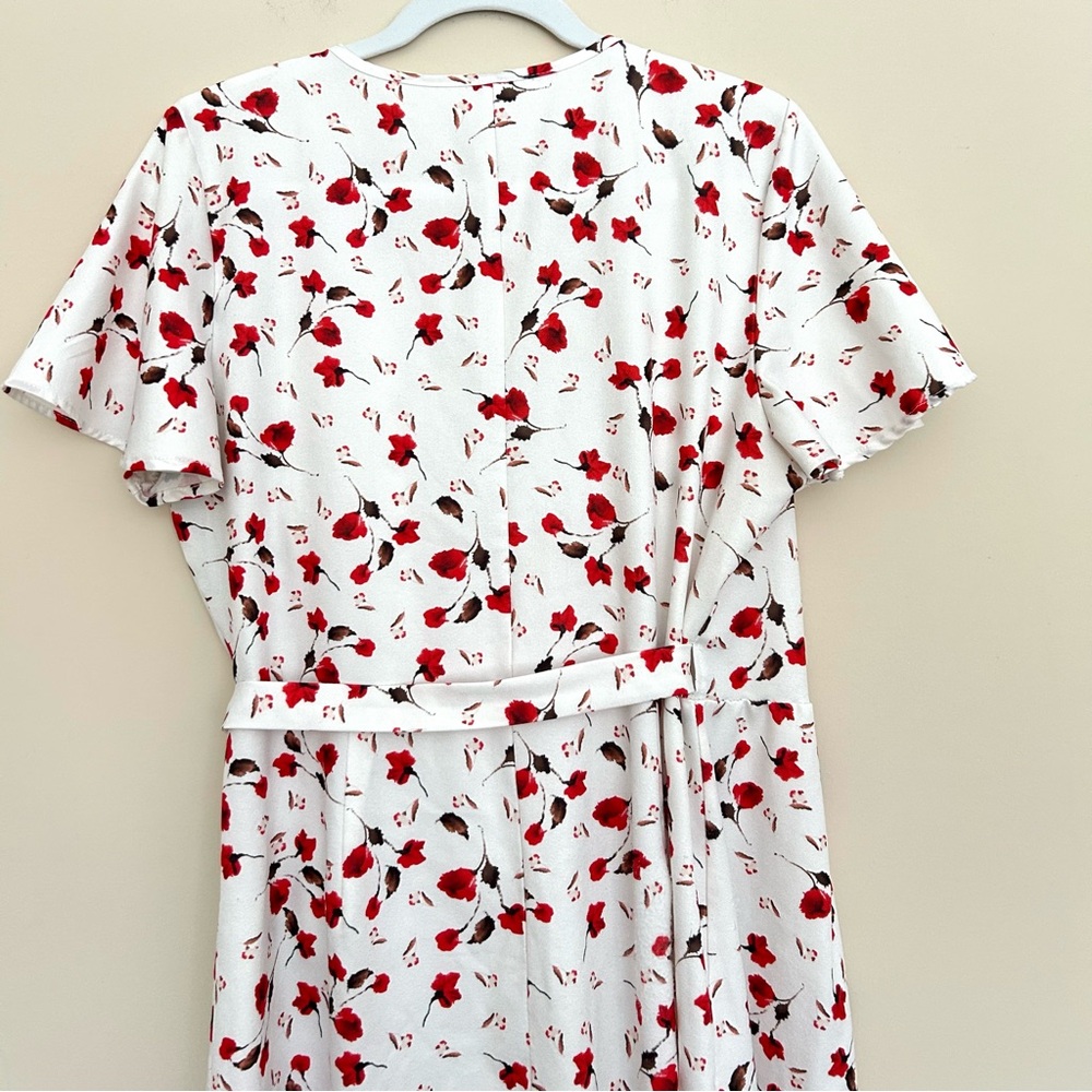Naggoo White Mini Wrap Dress with Red Floral Print and Tie Waist - Picture 7 of 9